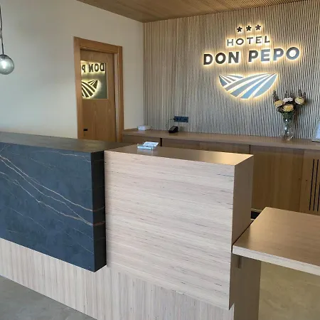Don Pepo Hotel Lobon
